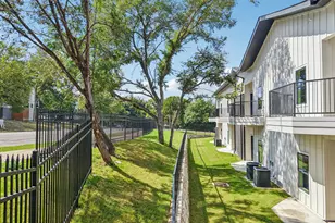 2450 Wickersham Ln, Austin, TX 78741 - Photo 27