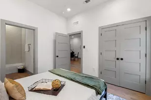 2450 Wickersham Ln, Austin, TX 78741 - Photo 7