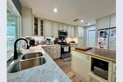 2715 Alderwood Drive, Austin, TX 78745 - Photo 23