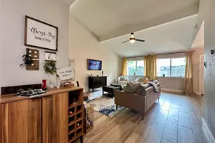 2715 Alderwood Dr, Austin, TX 78745 - Photo 13