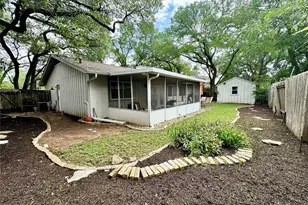 2715 Alderwood Dr, Austin, TX 78745 - Photo 31