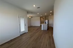 119 Holmby Dr, Hutto, TX 78634 - Photo 7