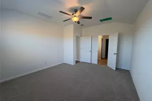 119 Holmby Dr, Hutto, TX 78634 - Photo 9