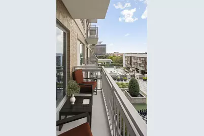 2727 Travis Street #724, Houston, TX 77006 - Photo 17