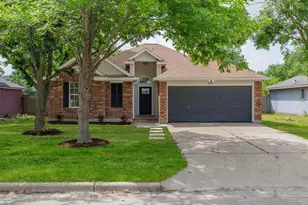 810 Honeysuckle Dr, Leander, TX 78641 - Photo 1