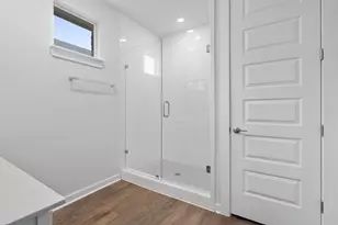 305 Barton Run Dr, Georgetown, TX 78628 - Photo 9