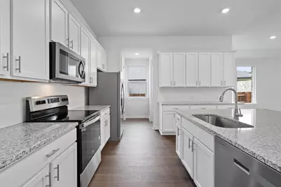 305 Barton Run Drive, Georgetown, TX 78628 - Photo 3