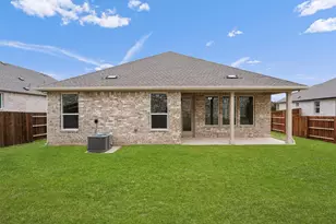 305 Barton Run Dr, Georgetown, TX 78628 - Photo 17