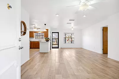 2301 Lawnmont Avenue #1, Austin, TX 78756 - Photo 3