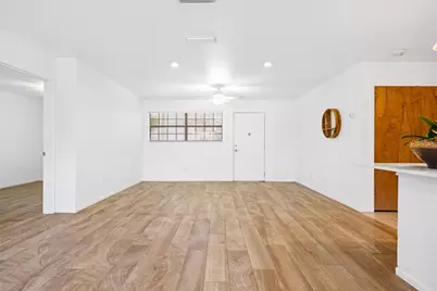 2301 Lawnmont Avenue #1, Austin, TX 78756 - Photo 5