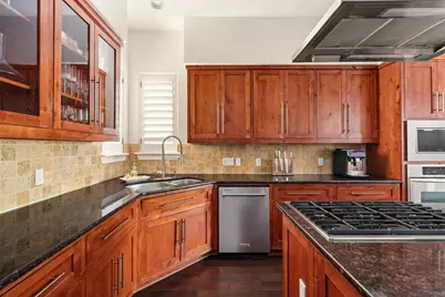 2324 Kinney Road, Austin, TX 78704 - Photo 9