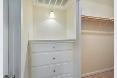 1000 W 26th Street #102, Austin, TX 78705 - Photo 15