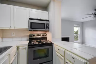 1000 W 26th St, Austin, TX 78705 - Photo 13