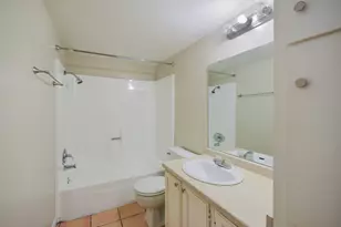 1000 W 26th St, Austin, TX 78705 - Photo 17