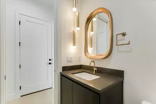 105 Via Roma Ct, Horseshoe Bay, TX 78657 - Photo 25