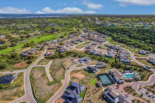 105 Via Roma Ct, Horseshoe Bay, TX 78657 - Photo 33