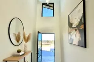 105 Via Roma Ct, Horseshoe Bay, TX 78657 - Photo 3