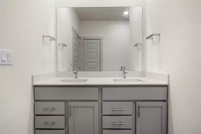 8006 Linda Michelle Lane, Austin, TX 78724 - Photo 11