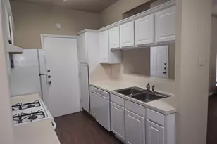 503 Gregory Ct, Round Rock, TX 78664 - Photo 17