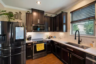 11212 Whitefaulds Drive, Austin, TX 78754 - Photo 11