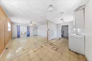 200 Prairie Cir, Buda, TX 78610 - Photo 11