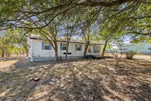 200 Prairie Cir, Buda, TX 78610 - Photo 5