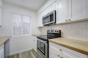 6803 Woodhue Dr, Austin, TX 78745 - Photo 7