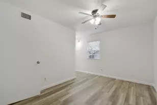 6803 Woodhue Dr, Austin, TX 78745 - Photo 11