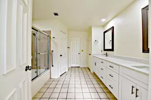 6606 Hondo Bend, Austin, TX 78729 - Photo 13