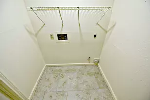 6606 Hondo Bend, Austin, TX 78729 - Photo 9