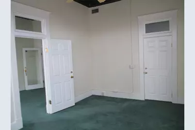 101 W 1st Street #E, Elgin, TX 78621 - Photo 3