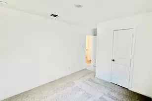 449 Jones Bch Ln, Jarrell, TX 76537 - Photo 17