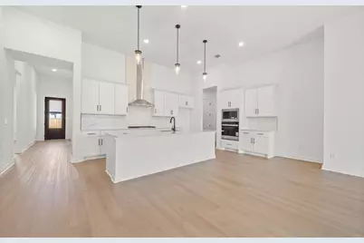 329 Muddy Creek Way, Kyle, TX 78640 - Photo 5