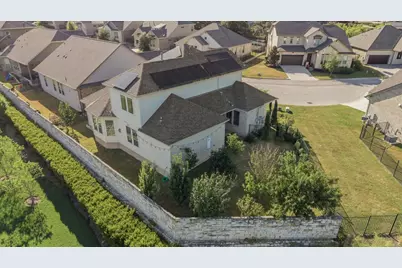 266 Village Oak Drive, Austin, TX 78737 - Photo 5