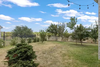 266 Village Oak Drive, Austin, TX 78737 - Photo 33
