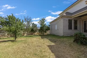 266 Village Oak Dr, Austin, TX 78737 - Photo 33