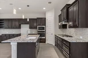 266 Village Oak Dr, Austin, TX 78737 - Photo 21