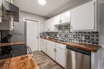 11118 Wandering Way, Austin, TX 78754 - Photo 19