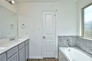 21413 Wilmiller Ln, Pflugerville, TX 78660 - Photo 17