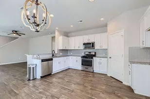 324 Sandhill Piper St, Leander, TX 78641 - Photo 5