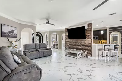 2026 Dripping Springs, New Braunfels, TX 78130 - Photo 13