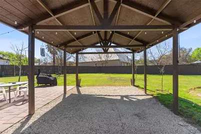 2026 Dripping Springs, New Braunfels, TX 78130 - Photo 33