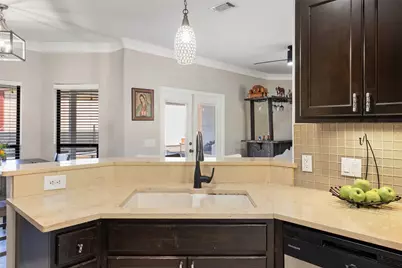 2026 Dripping Springs, New Braunfels, TX 78130 - Photo 9