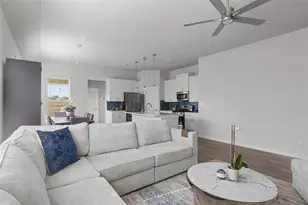 708 Willowbrook Ave, New Braunfels, TX 78130 - Photo 3