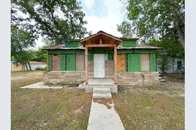 818 Plum Street, Lockhart, TX 78644 - Photo 1