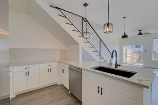 20507 Bonanza St, Lago Vista, TX 78645 - Photo 9