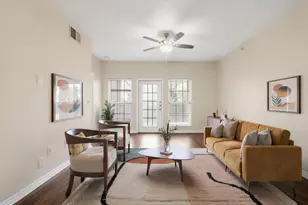 6810 Deatonhill Dr, Austin, TX 78745 - Photo 3