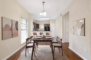 6810 Deatonhill Dr, Austin, TX 78745 - Photo 5