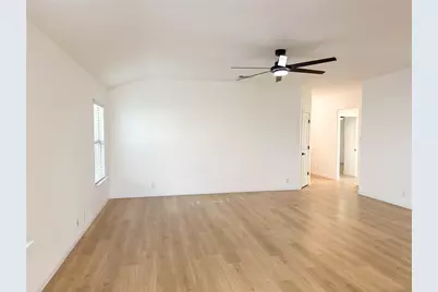 1437 April Meadows Loop, Georgetown, TX 78626 - Photo 5