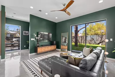 2401 E 11th Street, Austin, TX 78702 - Photo 5